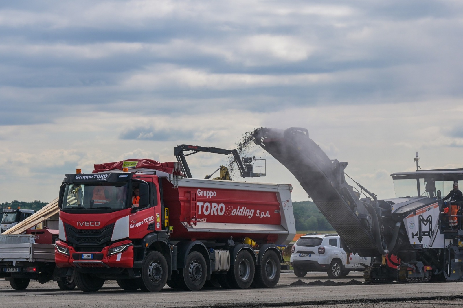 MALPENSA VISITA CANTIERE RIFACIMENTO PISTA 35L