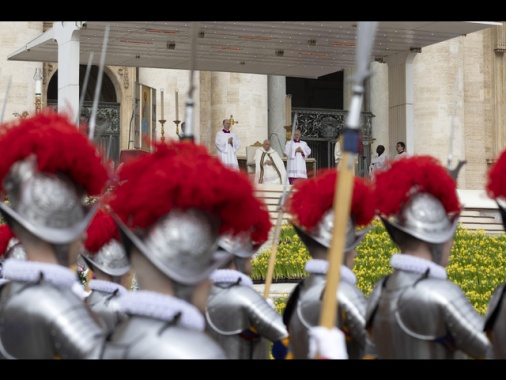 Il Papa, fermare i venti di guerra su Europa e Mediterraneo