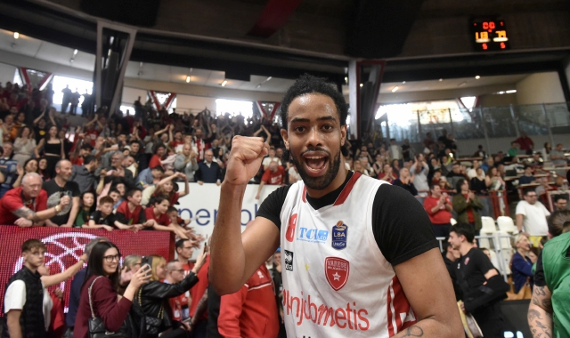 Basket, Varese in trionfo: salvezza più vicina