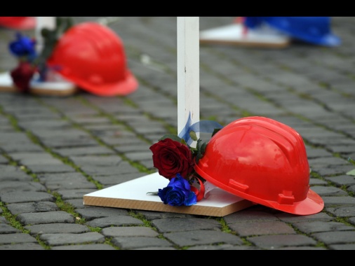 Incidente alla vigilia del Primo Maggio, muore operaio