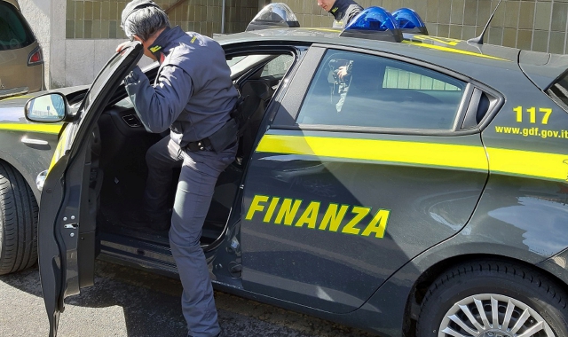 La guardia di finanza ha arrestato l’imprenditore (foto Archivio)