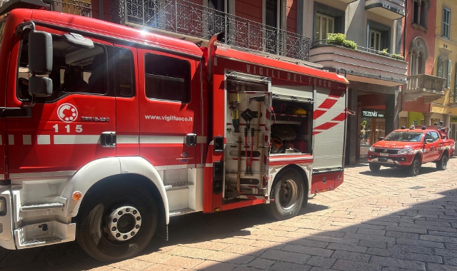 Rogo in corso Matteotti, arrivano i vigili del fuoco