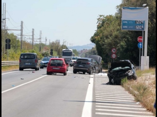 Investiti da un'auto, morti due ciclisti a Senigallia