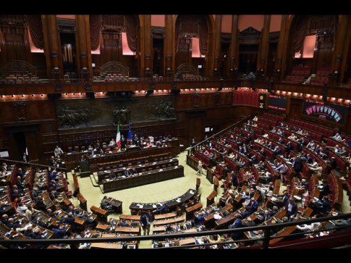 Aula boccia l'emendamento sullo Ius Scholae, no anche da FI