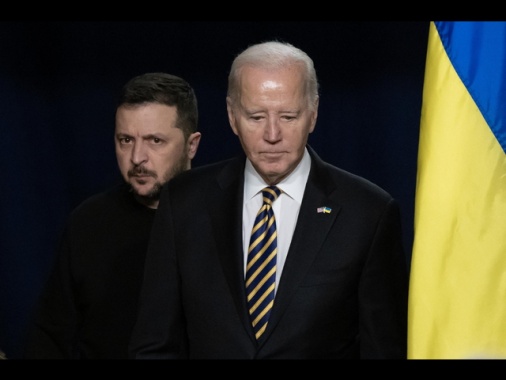 Zelensky,vedrò Biden questo mese sul piano per la vittoria