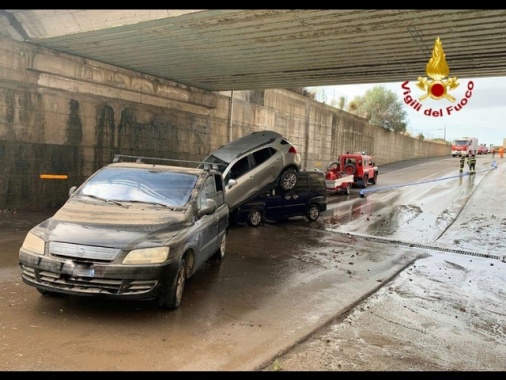 Sud Sardegna in ginocchio per maltempo, un disperso nel Sulcis