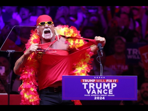 L'appello della leggenda del wrestling Hulk Hogan, votate Trump