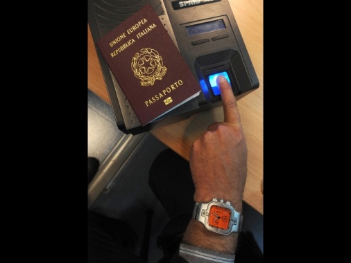 Dati rubati: pm, Gallo assicurava passaporti a pregiudicati