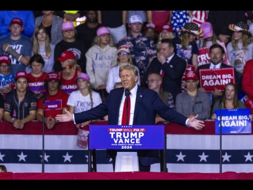 Trump, 'democratici corrotti, imbroglieranno sul risultato'