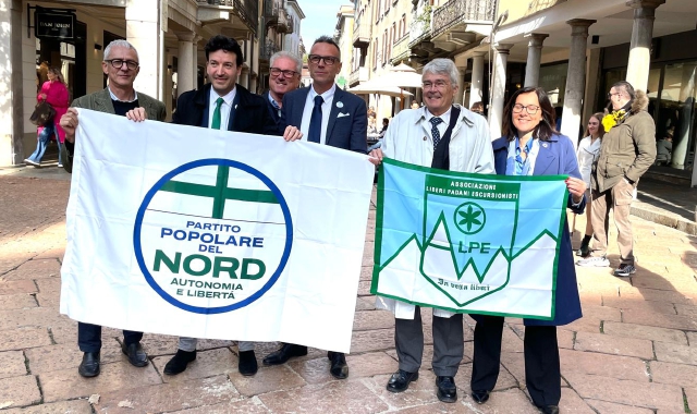 Il Partito Popolare del Nord in corso Matteotti  (foto Blitz)