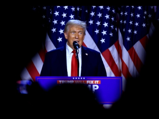 Trump scherza sulla possibilità di un terzo mandato
