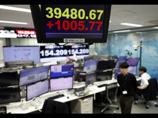 Borsa: Tokyo, apertura in rialzo (+0,55%)