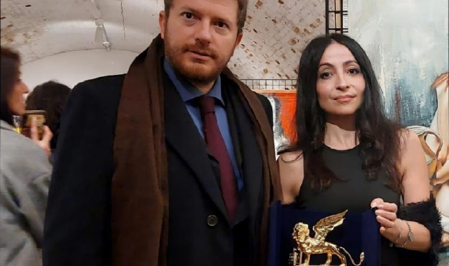 Carla Pugliano con il critico Daniele Radini Tedeschi a Venezia