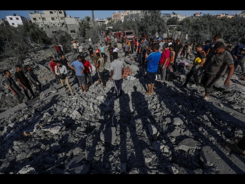 Hamas, 'almeno 20 i morti nei raid israeliani su Gaza'