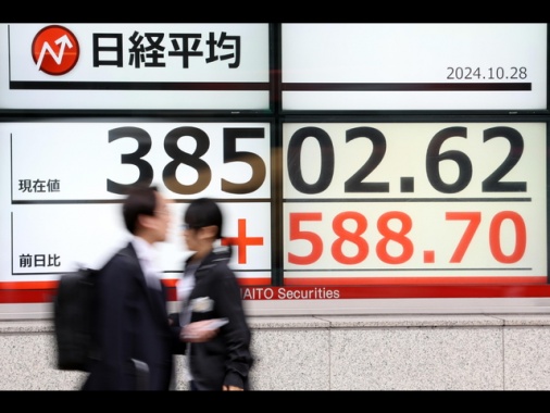 Borsa: Tokyo, apertura in rialzo (+0,52%)