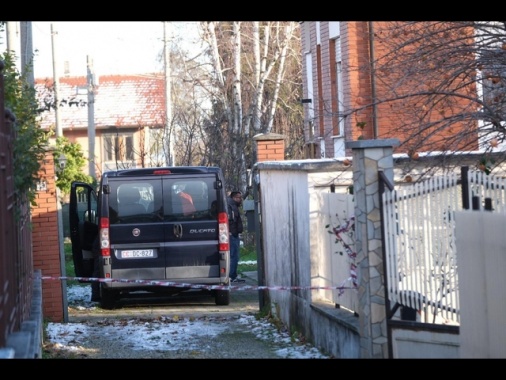 Madre uccide la figlia di dieci mesi nel Torinese