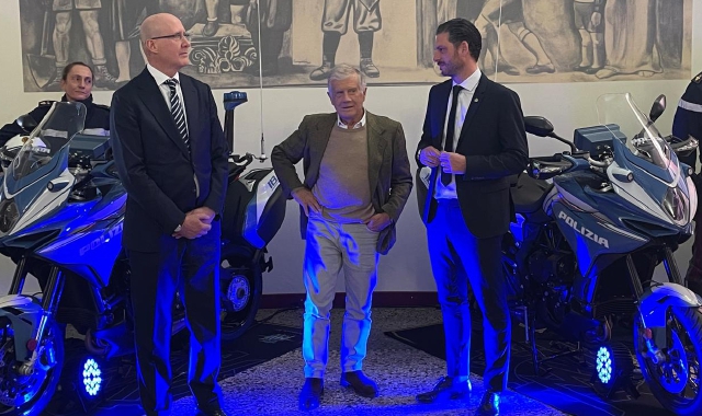 Il questore Carlo Ambrogio Enrico Mazza e l’ad di MV Agusta, Luca Martin (foto Puricelli, Blitz)