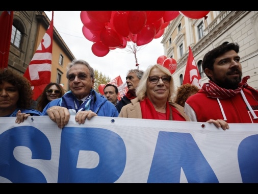 Calenzano: Re David, governo ha responsabilità quanto ditte