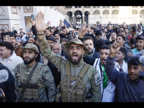Mosca, parte dello staff diplomatico ha lasciato la Siria