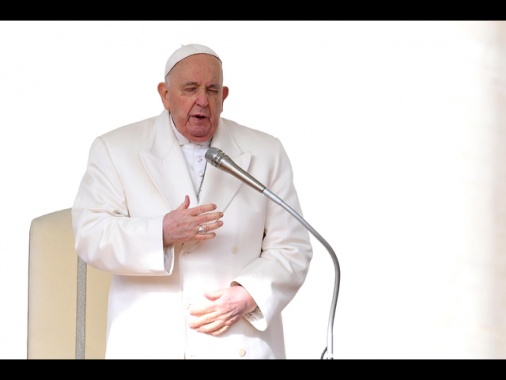 Il Papa raffreddato, domani Angelus da Casa Santa Marta