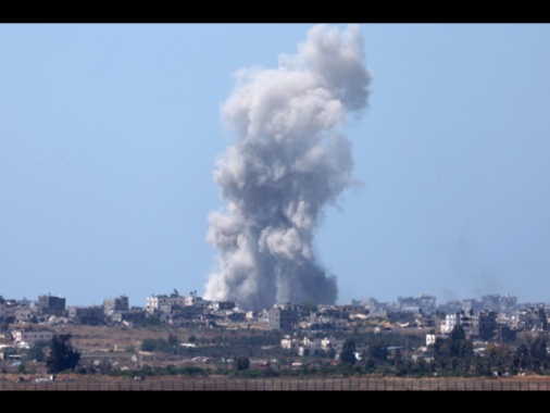 Wafa, raid israeliani a Jabalia e Bureij, i morti sono 17