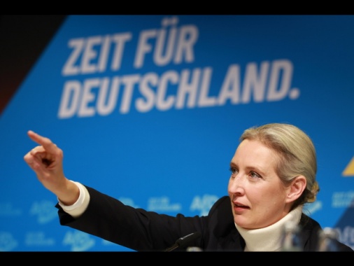 Weidel, 'il messaggio sarà chiaro, frontiere Germania blindate!'