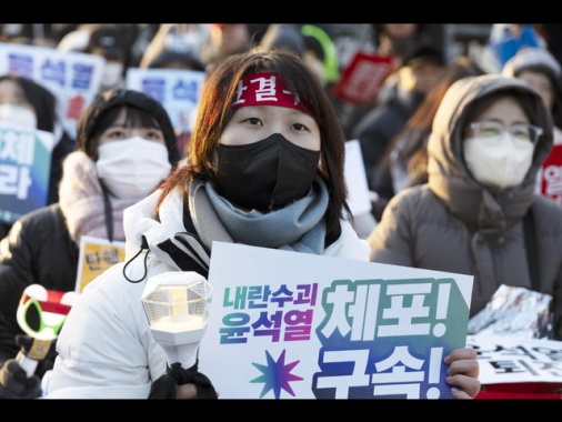 Corea Sud, al via il processo di impeachment di Yoon