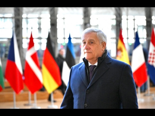 Tajani segue l'evoluzione dell'incidente aereo a Washington