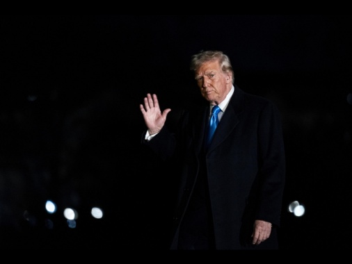 Trump: 'Il Sudafrica confisca le terre, taglierò i fondi Usa'