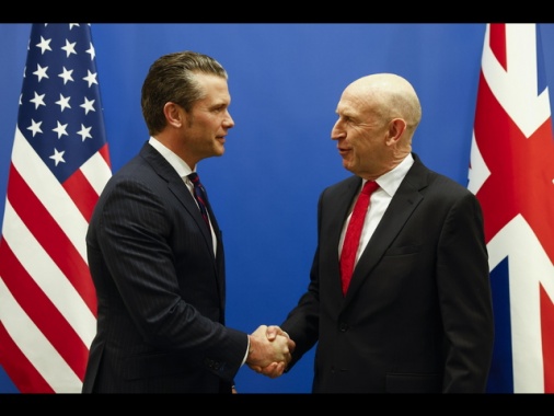 Hegseth, 'truppe europee in Ucraina senza articolo 5'