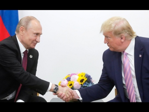 Trump, concordato con Putin inizio negoziati su Ucraina
