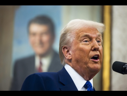 Giudice revoca sospensione esodi incentivati di Trump