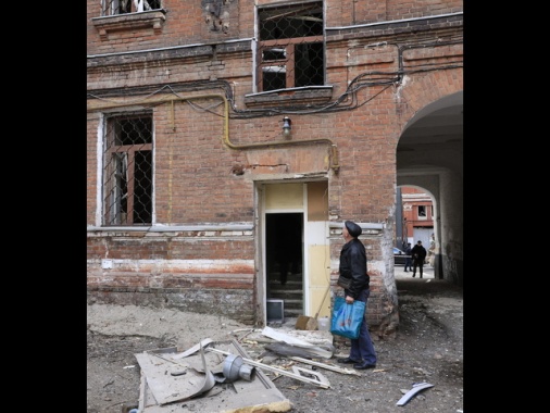 Zelensky, a Odessa in 160 mila senza luce e riscaldamento