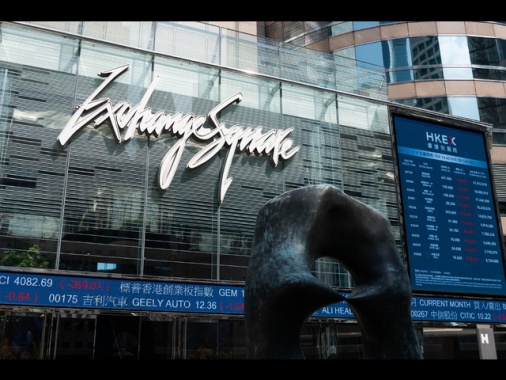 Borsa: l'Asia chiude in rialzo, si attenuano timori shutdown Usa