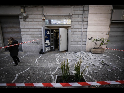 Notte in strada nella zona dei Campi Flegrei, timori per futuro