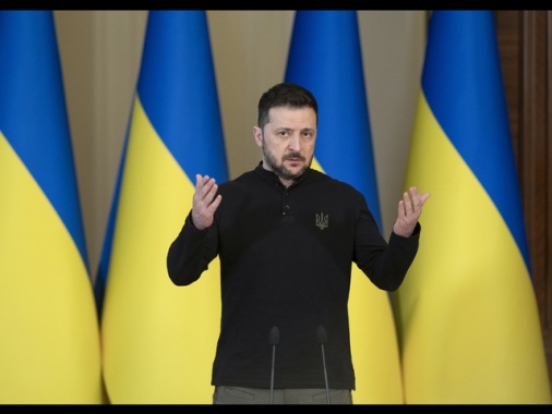 Zelensky, Putin sabota pace, pone condizioni inaccettabili