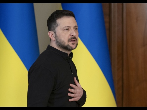 Zelensky nomina team negoziale per futuri colloqui di pace