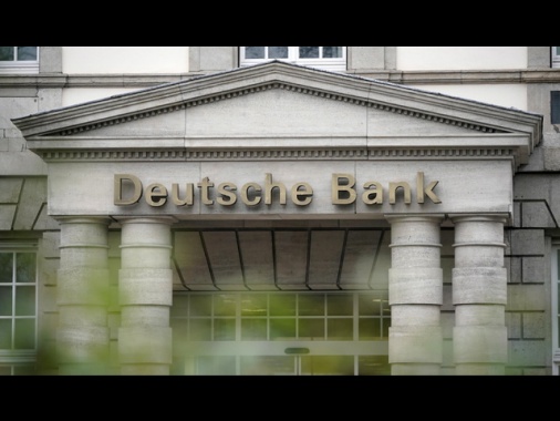 Deutsche Bank taglia 2.000 posti di lavoro