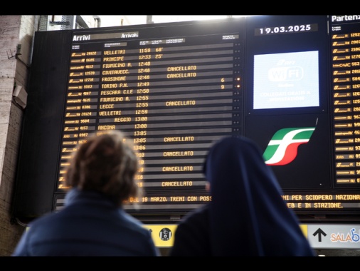 Sindacati, sciopero 6 maggio nelle ferrovie