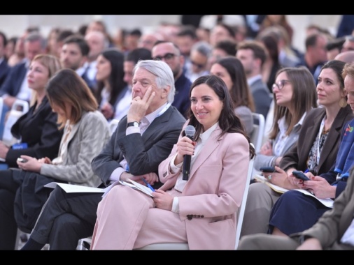 Anghileri: 'Bene sostegno a imprese, sia rapido ed efficace'