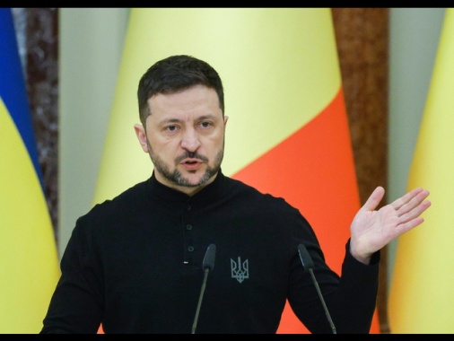Zelensky, Vance in qualche modo giustifica azioni di Putin