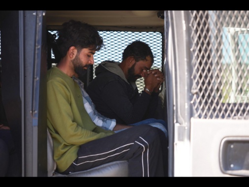 Giudice Usa non sospende voli di deportazione dei migranti