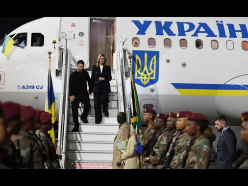 Il presidente ucraino Zelensky è in visita in Sudafrica