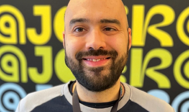 Giovanni Boschini, presidente di Arcigay Varese e, sopra, un’immagine del Pride nel capoluogo