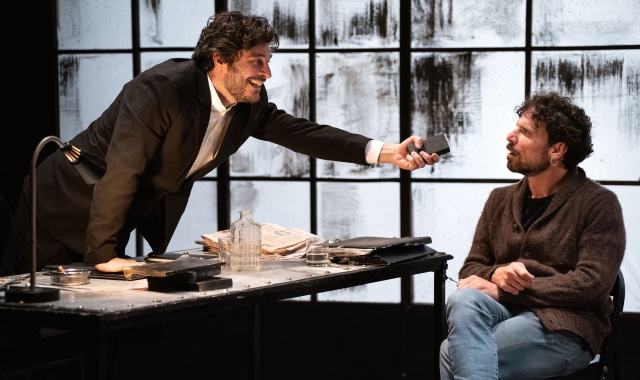 Guanciale e Montanari in un thriller psicologico dai ritmi serrati