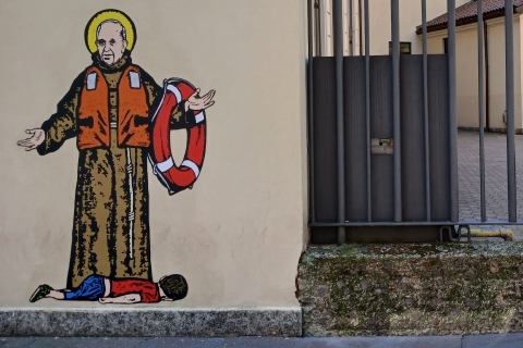 Murales a sorpresa di Papa Francesco