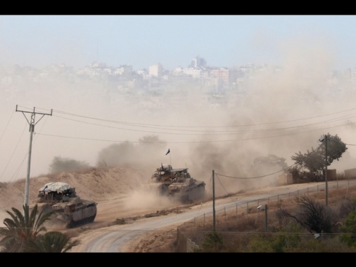 Media, nuovo piano israeliano prevede occupazione di Gaza