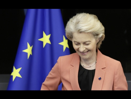 Von der Leyen, Putin vuole imporre a Kiev l'inaccettabile