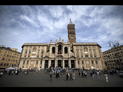 Papa Leone XIV a S.Maria Maggiore sulla tomba di Francesco