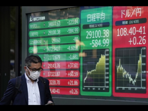 Borsa: l'Asia incerta guarda ai dazi, bene Tokyo